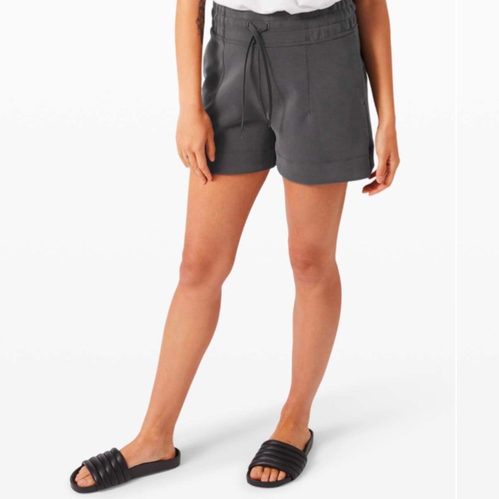 Lululemon Soft Ambitions High Rise Short 4”